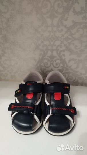 Сандали на мальчика 23р