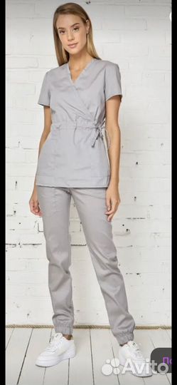 Медицинский костюм