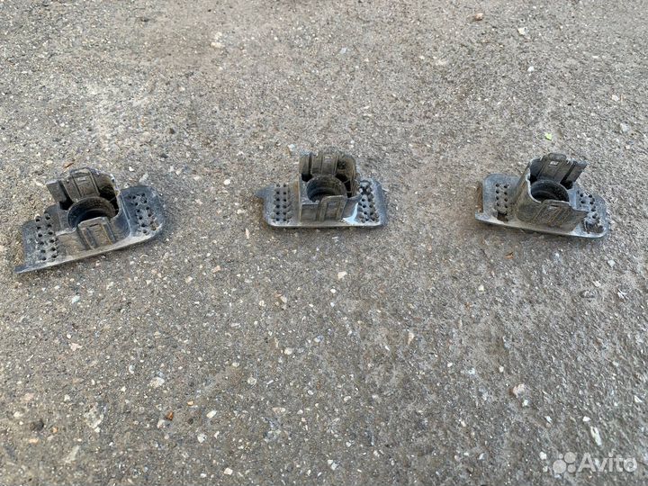 Кронштейн датчика парковки задней юбки Santa Fe 3