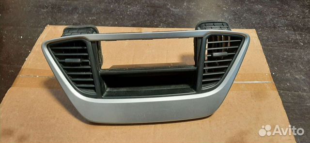 Hyundai Solaris 2 рамка магнитолы