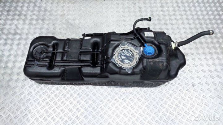 Б/У Бак топливный Состояние отличное, оригинал