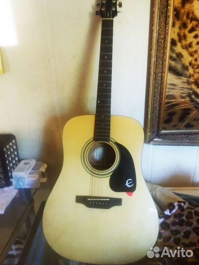 Акустическая гитара gibson