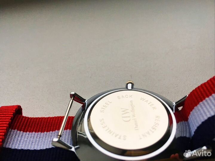 Часы Daniel Wellington Silver