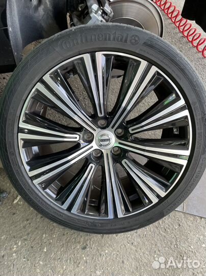 Continental ComfortContact - 5 255/40 R19