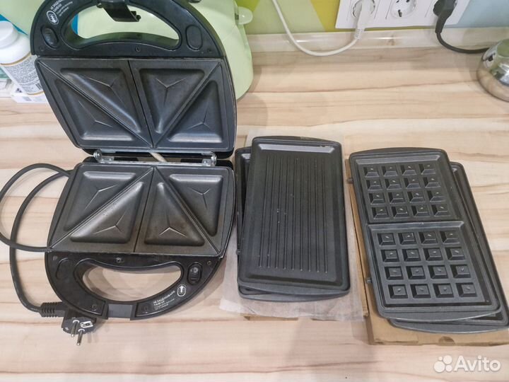 Мультипекарь (тостерница) Redmond RMB-611