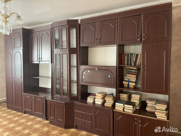 Стенка в гостиную