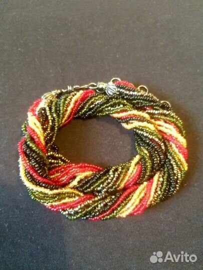 Ожерелье колье из бисера