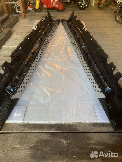 Навесные пороги BMW x6,подножки