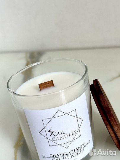 Ароматическая интерьерная свеча в стакане)