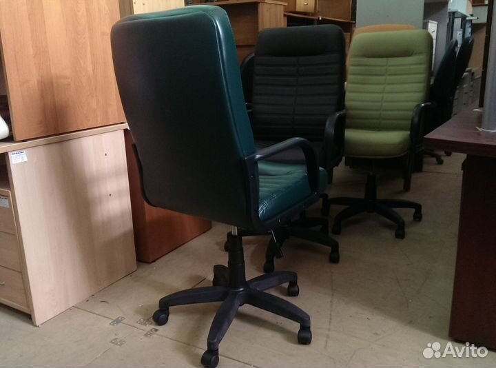 Кресло руководителя Орман эко. Новое
