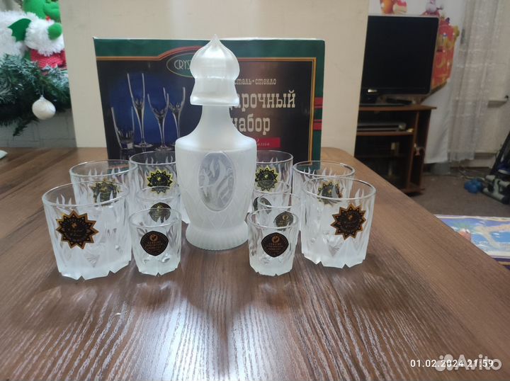 Набор бокалов с графином