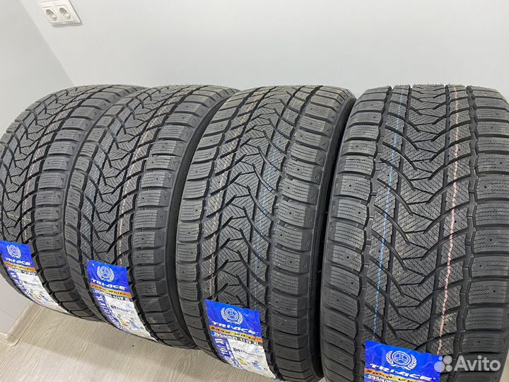 Tri Ace Snow White II 295/40 R21 111V