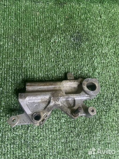 Кронштейн заднего суппорта Yamaha ttr 250