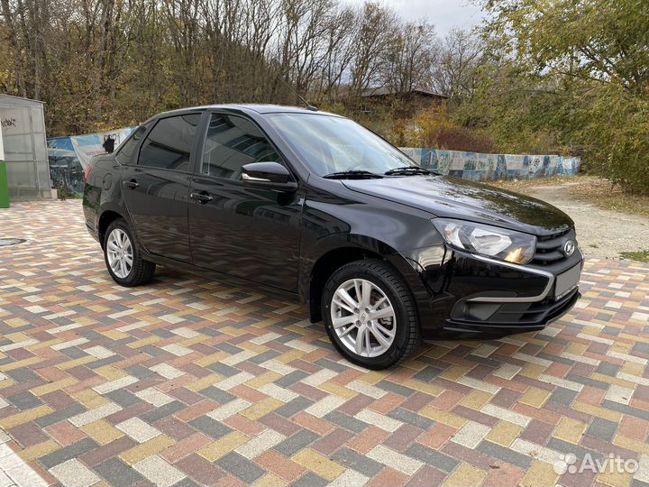 LADA Granta 1.6 МТ, 2022, 24 000 км