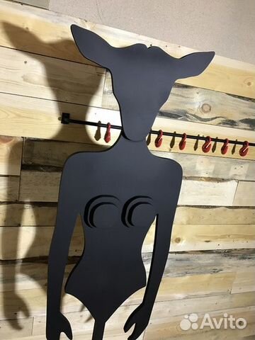 Вешалка декоративная