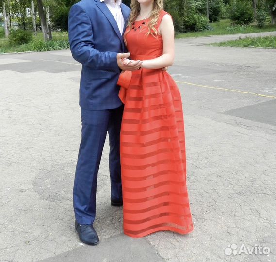 Вечернее платье