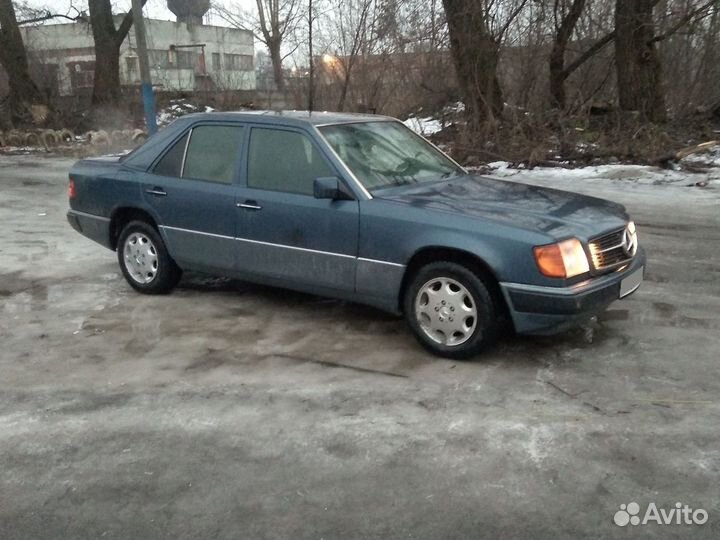 Mercedes-Benz W124 3.0 AT, 1988, 333 333 км