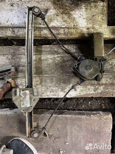 Стеклоподъемник Ваз 2109 2110 2170 приора авео