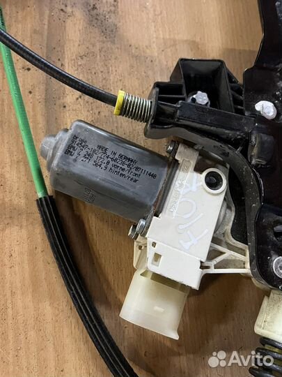 Стеклоподьемник пер Бмв F10