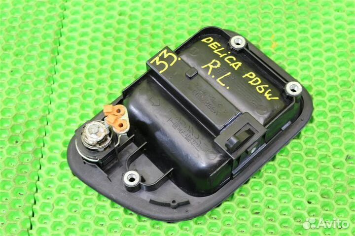 Ручка двери внешняя задняя левая Mitsubishi Delica