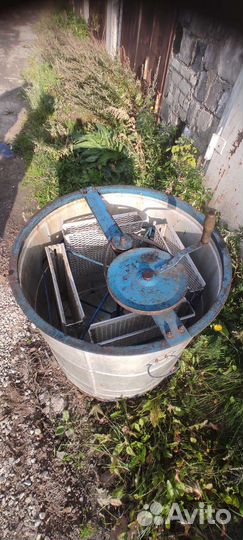 Продаётся медогонка