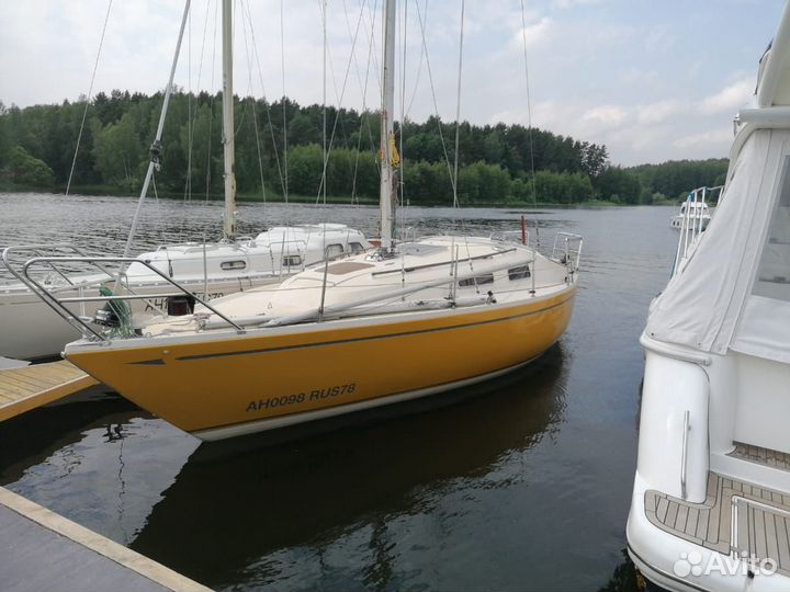 Яхта Comfort 30