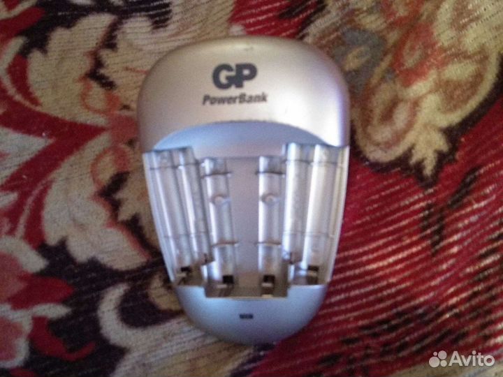 Зарядное устройство