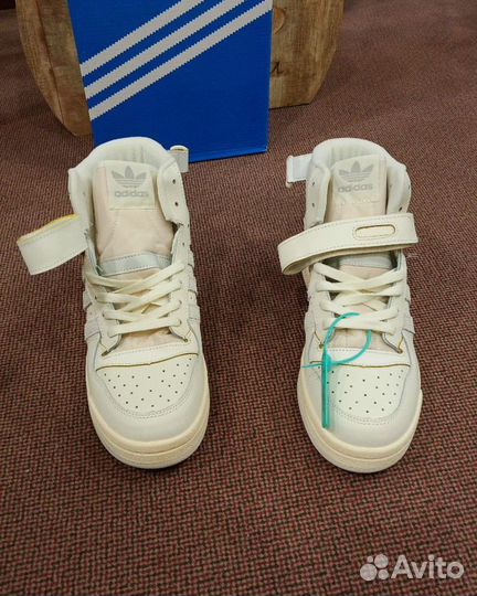 Кроссовки мужские кожаные Adidas 44 размер 45 новы