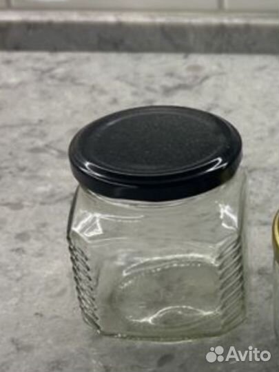Банка 250 мл и крышки