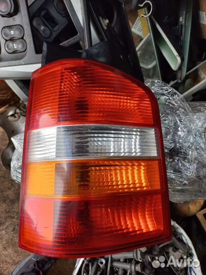 Фонарь задний левый VW Transporter Т5 2003-2009