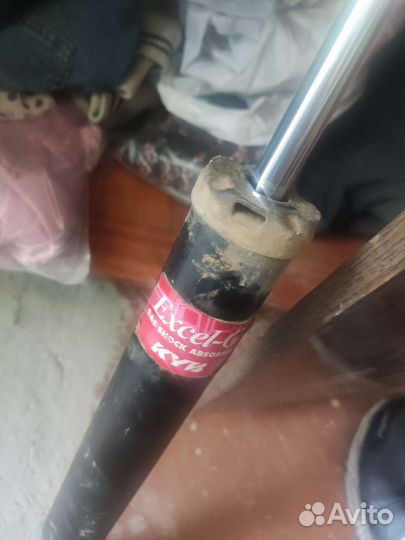 Амортизатор задний б/у Kia rio 2/Hyundai Verna