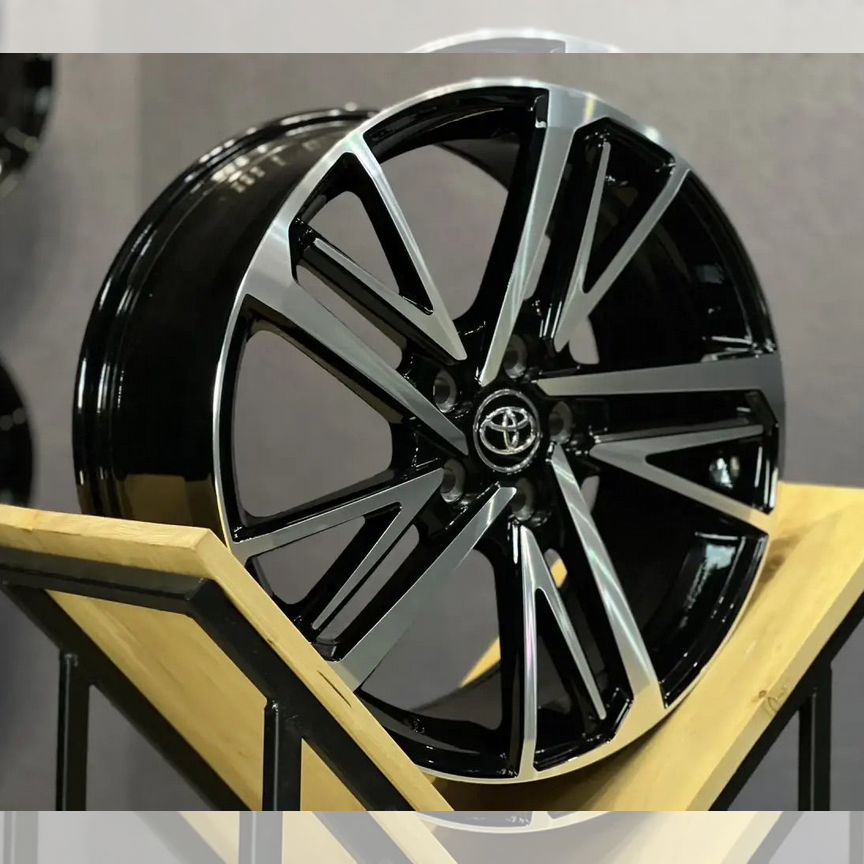 Литые диски Lexus 8×R19 5×114.3