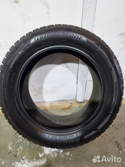 Bridgestone Blizzak DM-V2 235/55 R18 100T