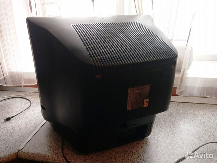 Телевизор sony Trinitron KV-M2100K