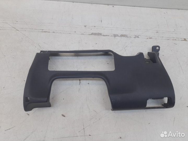 Накладка торпедо левая Toyota Camry V50 V55