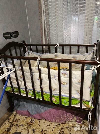 Детская кроватка