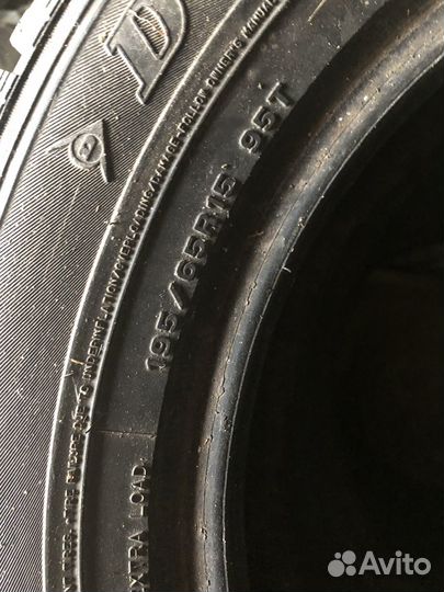 Шины зимние Dunlop SP Winter Ice 01 195/65 R15