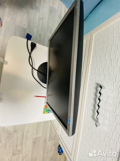 Монитор Samsung