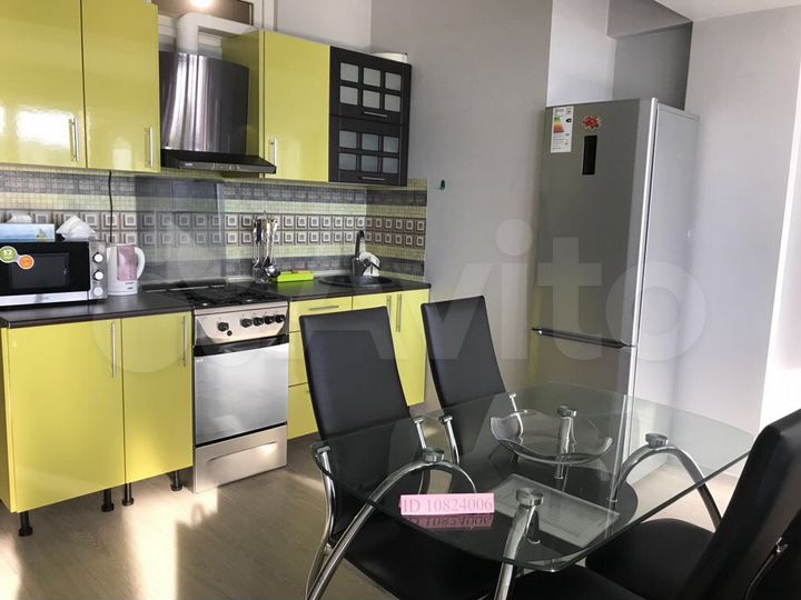 3-к. квартира, 80 м², 6/10 эт.
