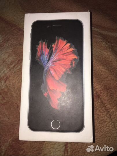 Телефон iPhone 6s