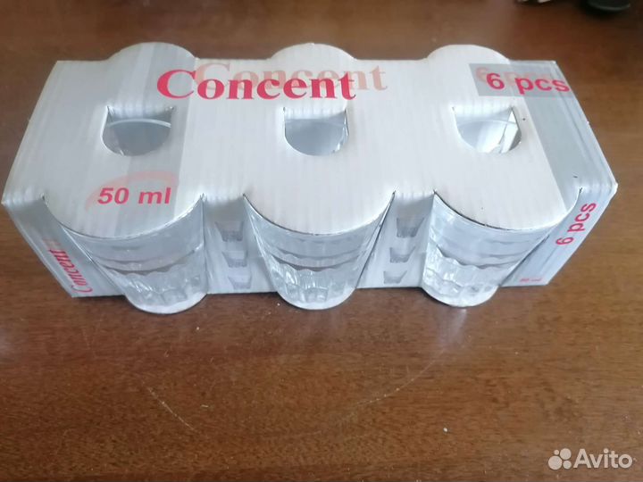 Рюмки, бокалы, блюдца