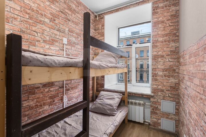 Комната 28 м² в 3-к., 4/4 эт.