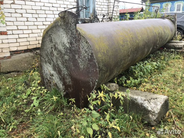 Емкость для воды. Труба