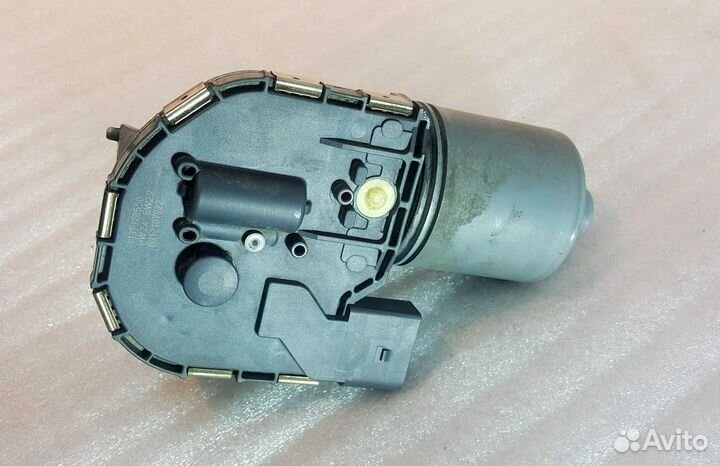 Моторчик трапеции стеклоочистителя audi A6 4F C6