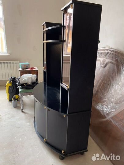 Подставка под телевизор