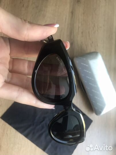 Очки balenciaga