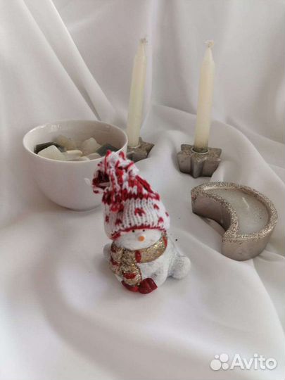 Набор свечей новогодний со статуэткой снеговик