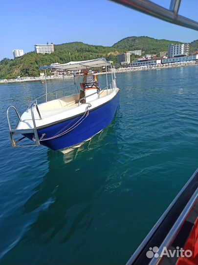 Катер прогулочный «Тунец»