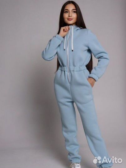 Комбинезон женский утепленный