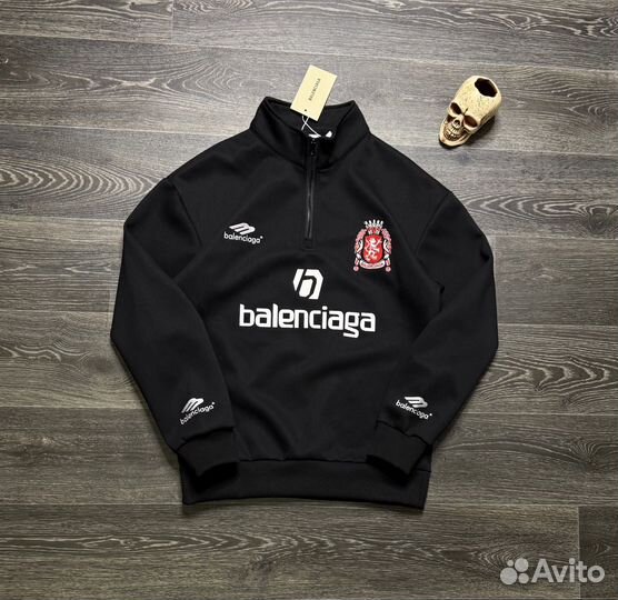Свитшот Balenciaga
